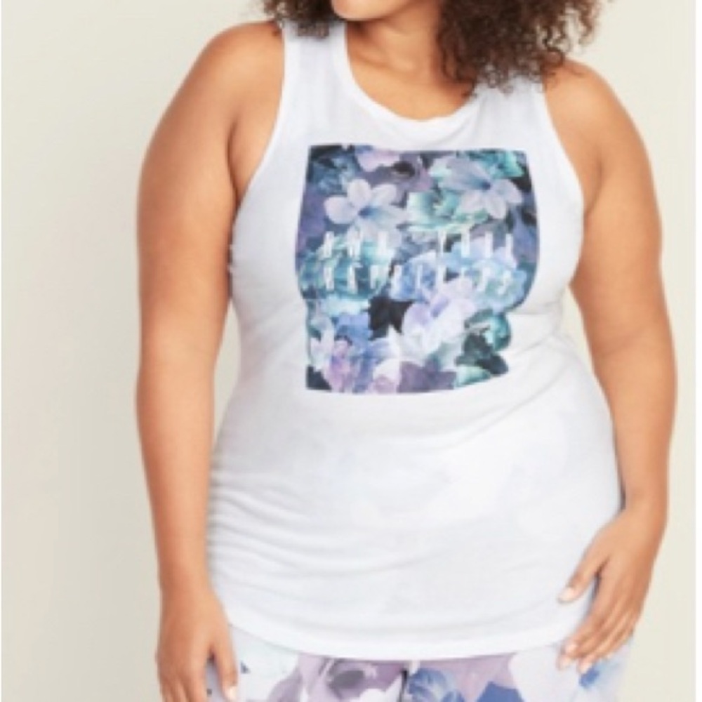 Relaxed Plus-Size Graphic Muscle Tank
